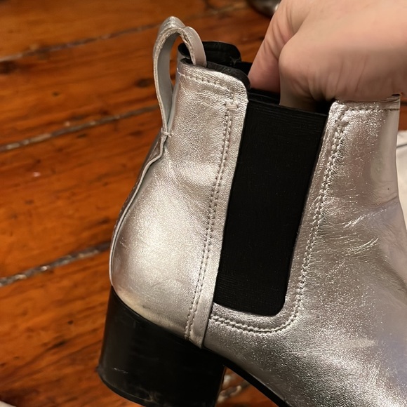 Rag and Bone Walker Chelsea in Silver - Picture 9 of 9